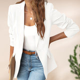 Elegante, zachte, effenkleurige reversknopenjas