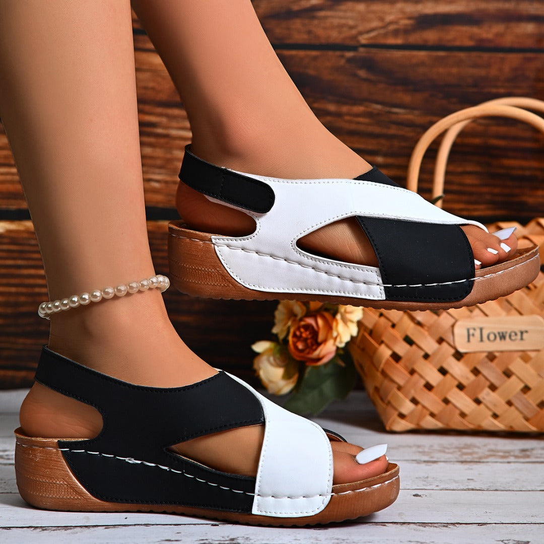 🔥HOT SALE-50% OFF🔥Ultra-bequeme orthopädische Sandalen mit schrägem Absatz für Frauen