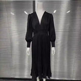 Neues, europäisches und amerikanisches einfarbiges, plissiertes langes Kleid für Damen in Übergröße