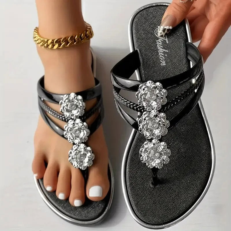 Blumendekorierte flache Freizeitsandalen für Damen