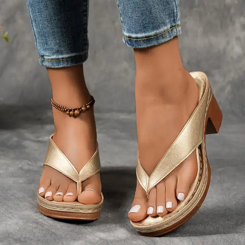Damen-Flip-Flops mit dickem Absatz für den Sommer