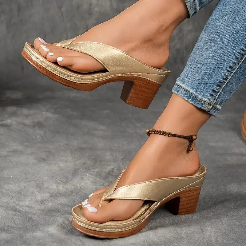 Damen-Flip-Flops mit dickem Absatz für den Sommer
